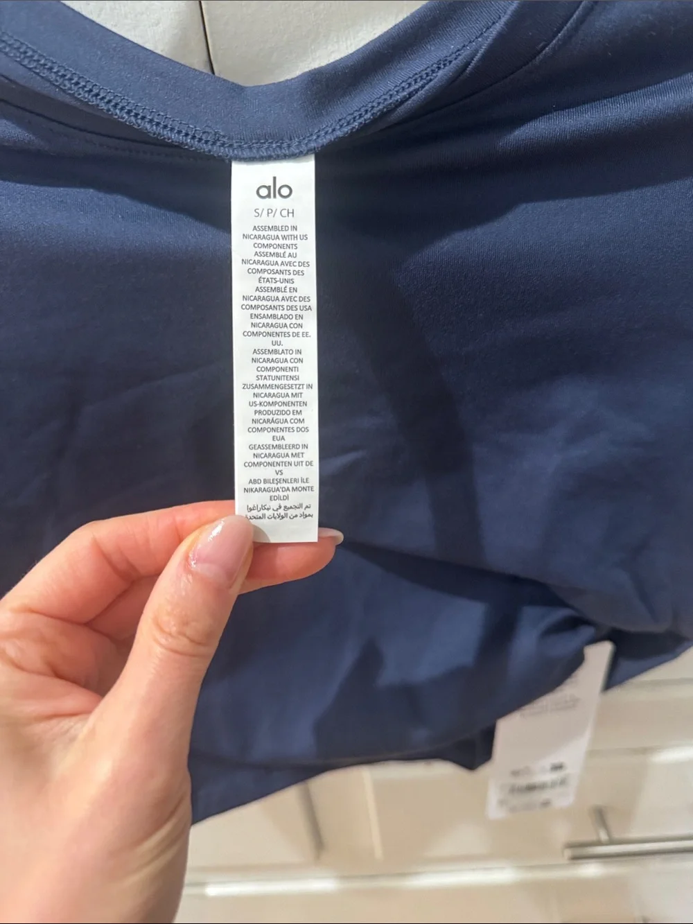 Alo yoga Alosoft Crop Finesse Short Sleeve size small navy